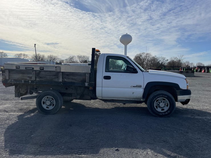 2007-chevrolet-2500hd-image-25