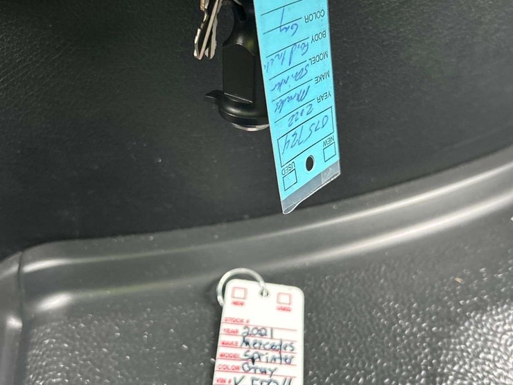 2021-mercedes-benz-sprinter-4500-image-60