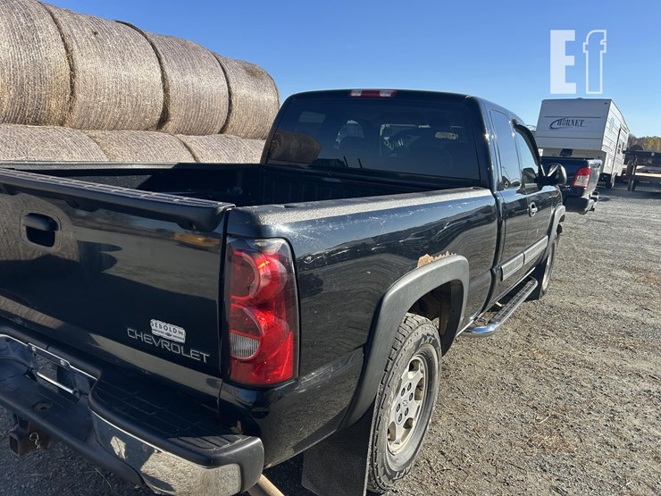 2004-chevrolet-silverado-1500-image-7