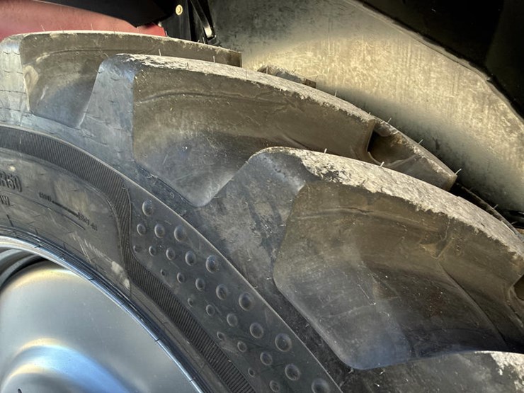 2024-case-ih-magnum-310-afs-connect-image-49