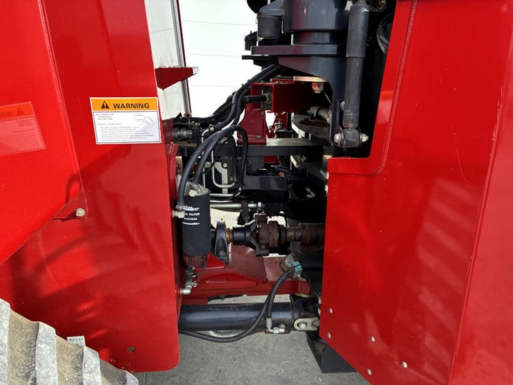 2015-case-ih-steiger-620-image-21