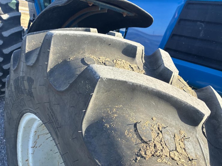 1990-ford-8730-image-36