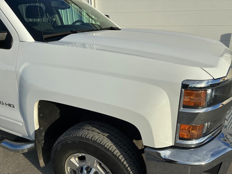 2019-chevrolet-2500-image-14