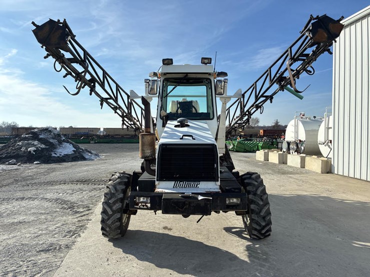 2010-willmar-745-image-10