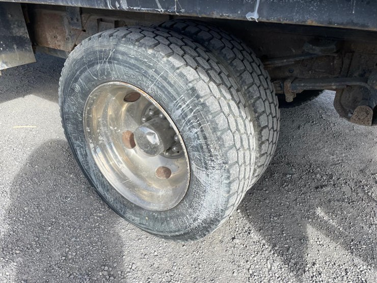 1995-gmc-sierra-3500hd-image-14