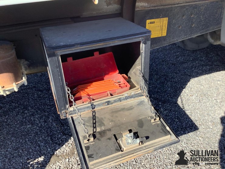 1989-ford-lt8000-image-14