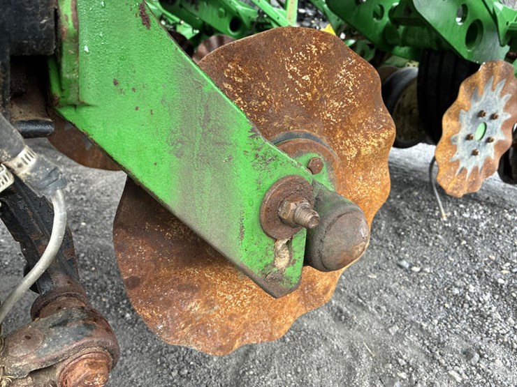 2019-john-deere-1775-image-23