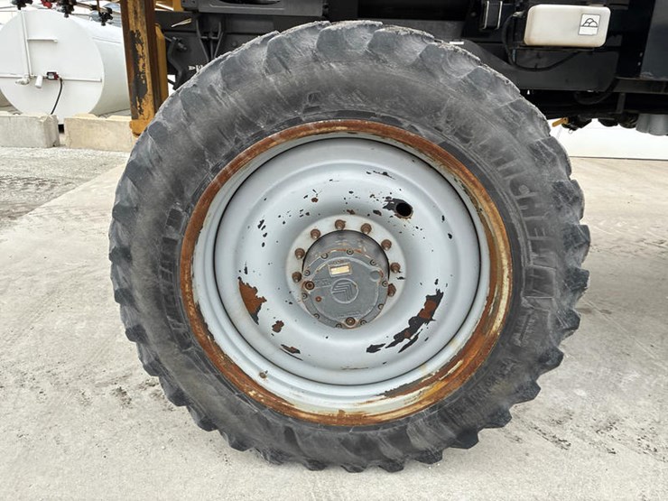 2015-ag-chem-rg1100-image-68