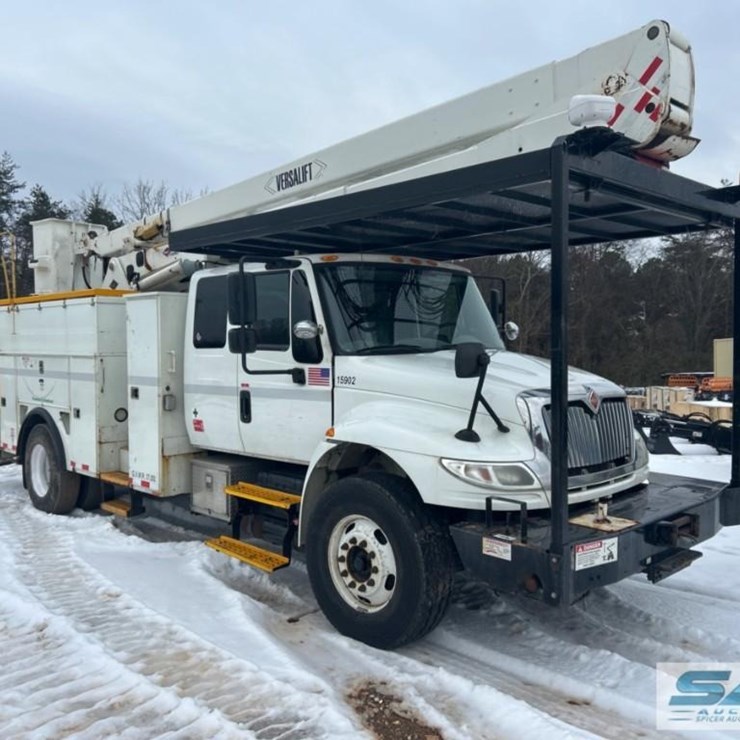 2016 INTERNATIONAL DURASTAR 4400