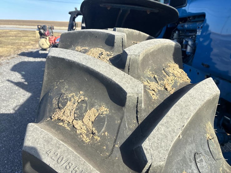 1990-ford-8730-image-35