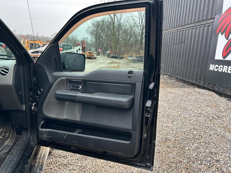 2006-ford-f150-image-13