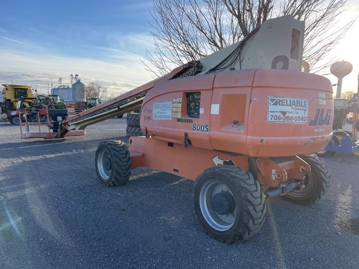 2007-jlg-800s-image-24