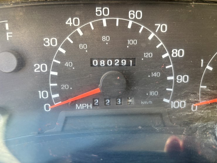 2003-ford-f650-image-31