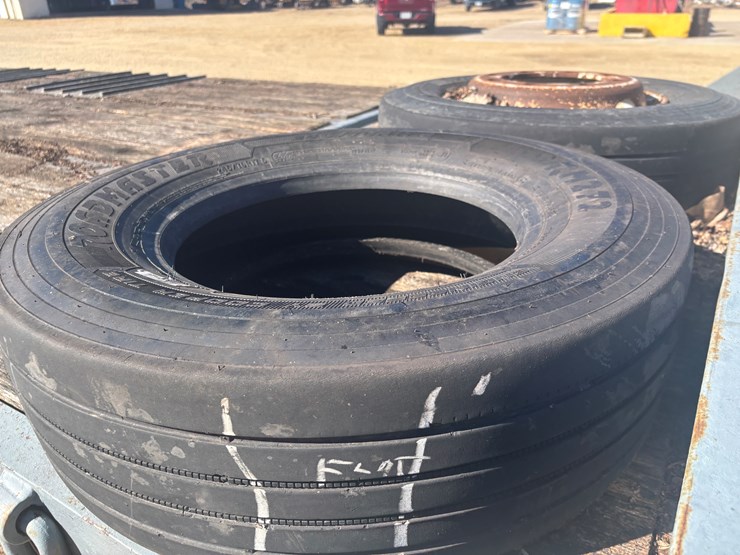 #2320-•-2008-interstate-30'-tri-axle-equipment-trailer-image-72