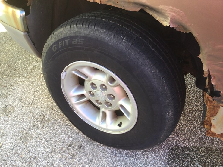 2000-dodge-dakota-slt-image-15