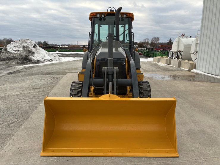 2020-john-deere-2020-image-13