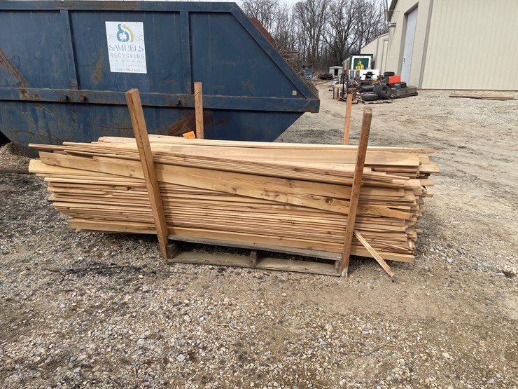 #4259-•-bundle-of-wood-paneling-image-2