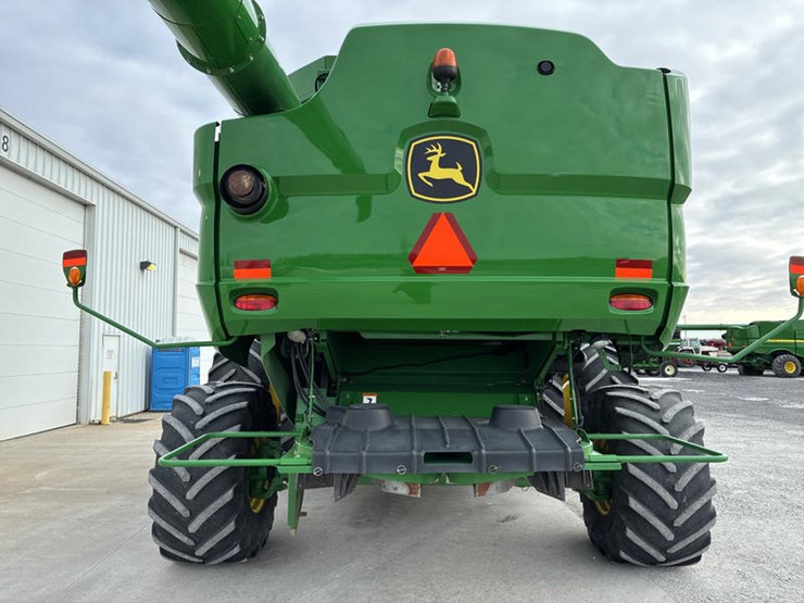 2013-john-deere-s690-image-6