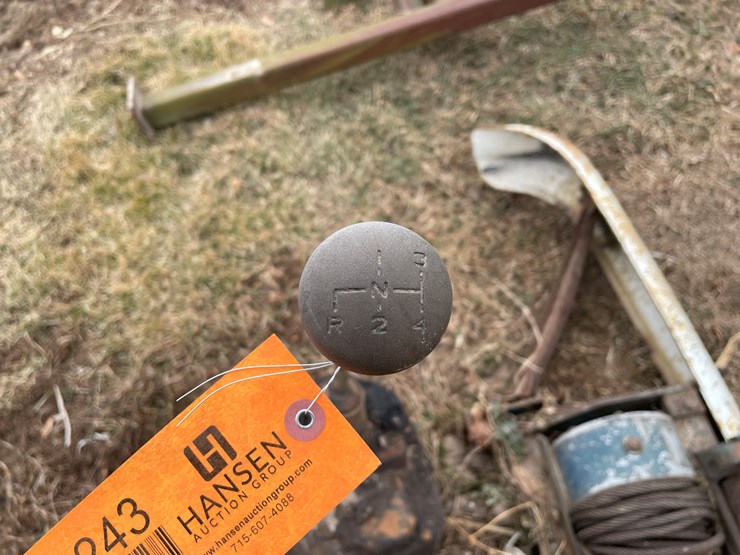 #4243-•-bumper-winch-and-transfer-case-image-6