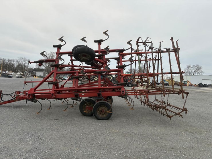 case-ih-4800-image-11
