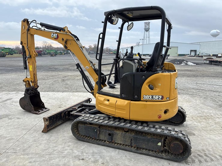 2021-caterpillar-303.5e2-cr-image-8
