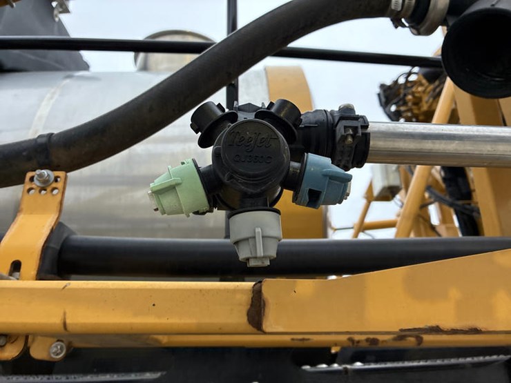 2015-ag-chem-rg1100-image-43