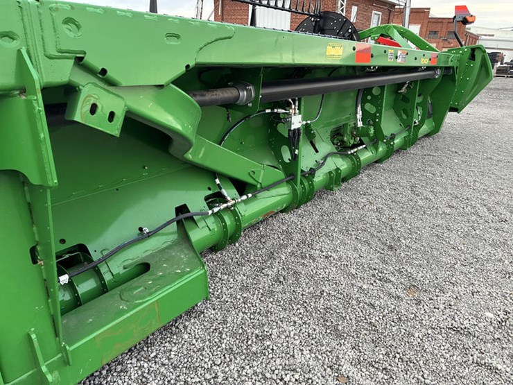 2024-john-deere-rd40f-image-38