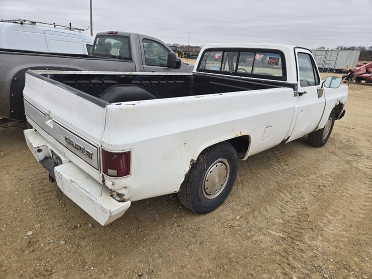 1977-chevrolet-c20-image-16