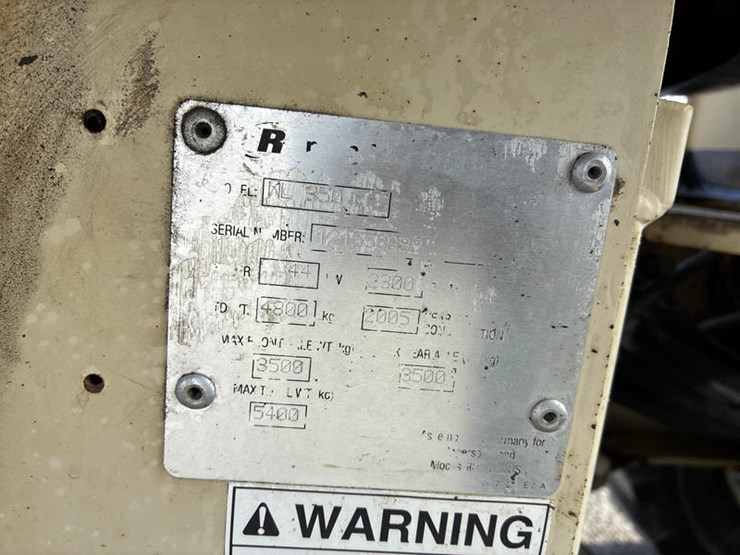 2005-ingersoll-rand-wl350-image-2