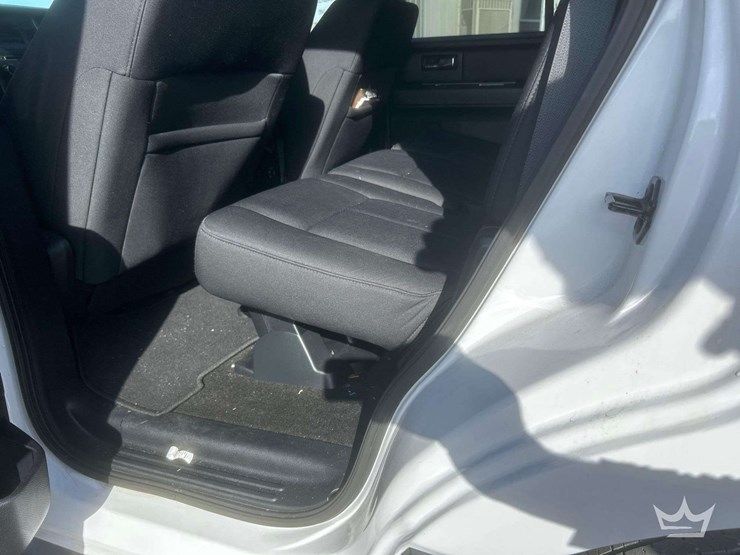 2017-ford-expedition-image-22