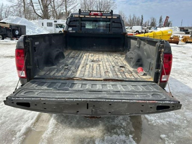 2014-ram-2500-hd-image-50