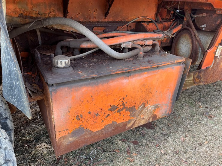 1986-ford-9000-image-18