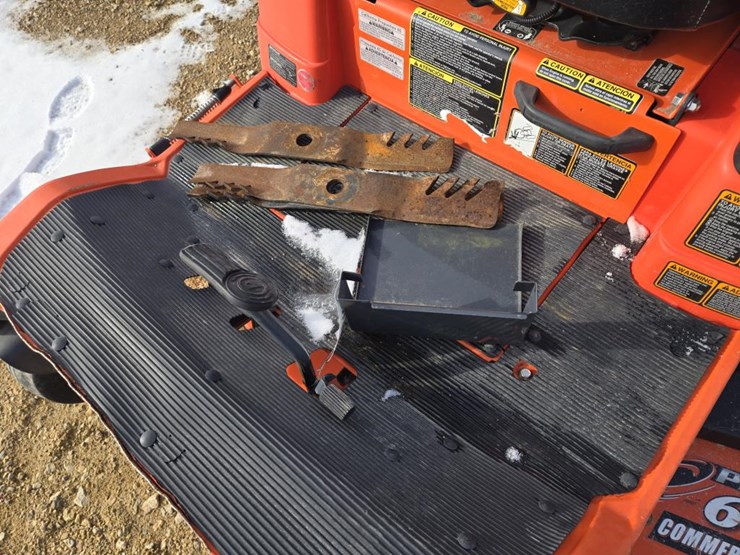 kubota-zg327-image-12