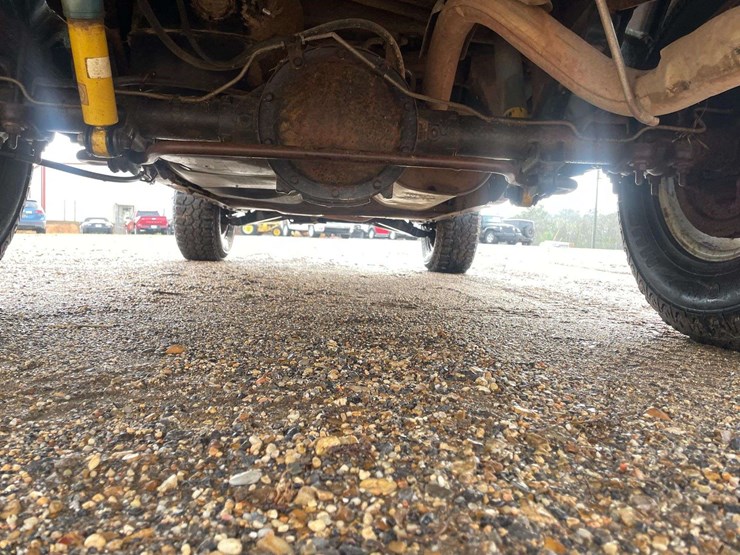 2000-chevrolet-tahoe-image-24