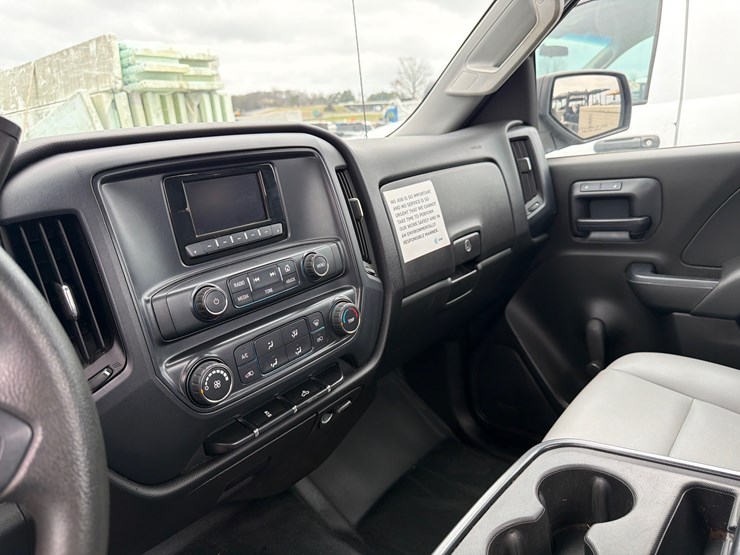 2015-chevrolet-1500-image-14