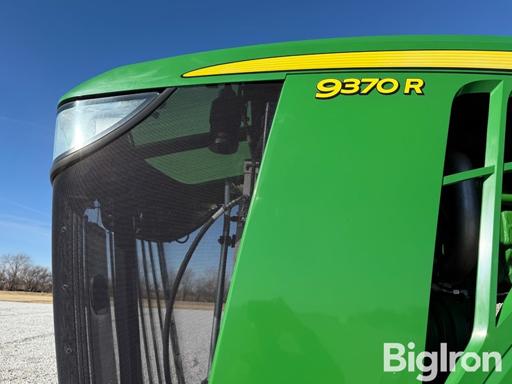 2015-john-deere-9370r-image-11