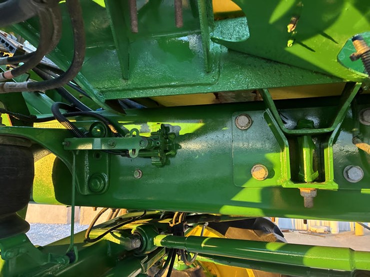 2017-john-deere-r4023-image-28