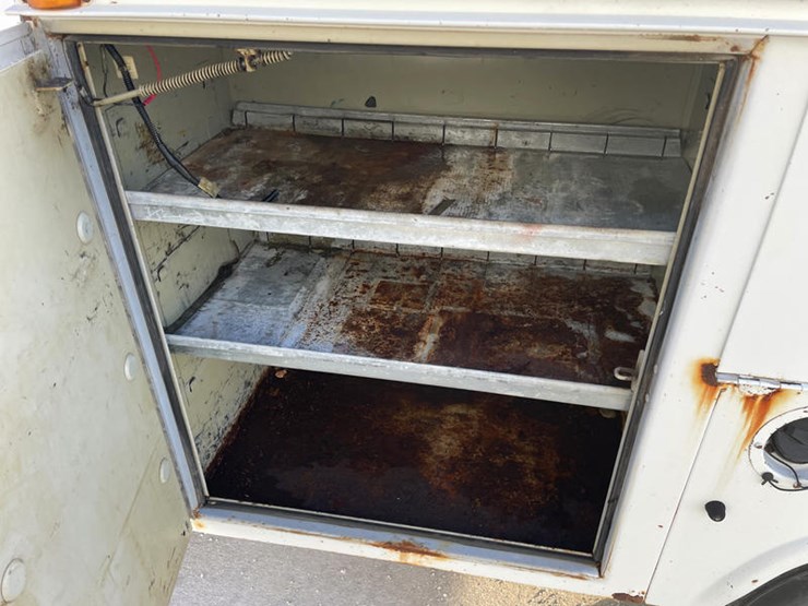 1997-chevrolet-3500-image-40