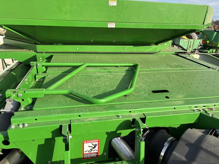 2015-john-deere-s670-image-85