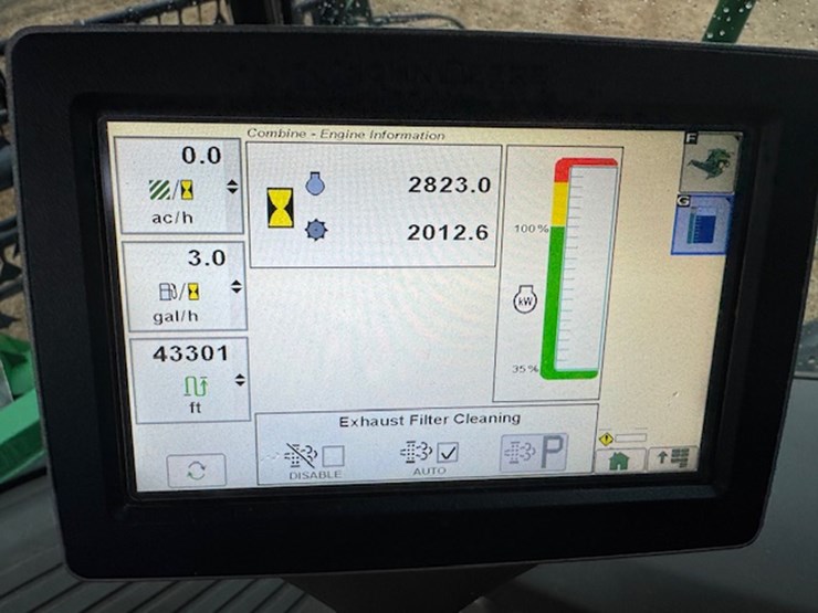 2014-john-deere-s680-image-46