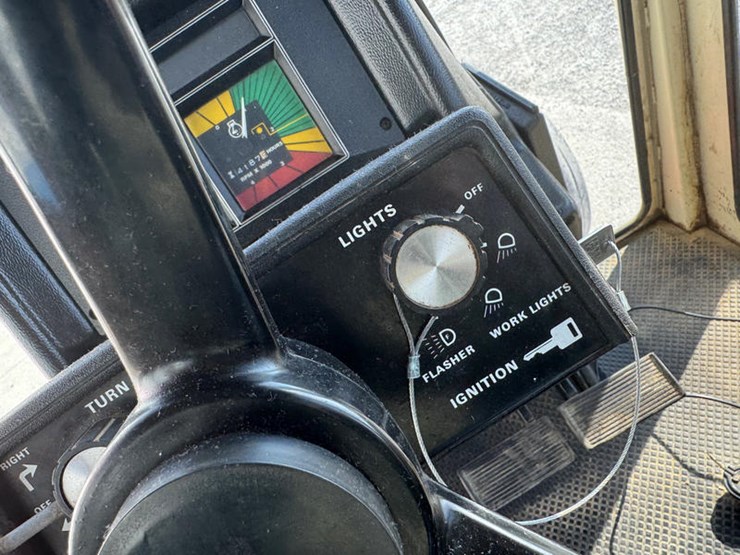 #5112-•-1983-cih-2090-#8840728-image-33