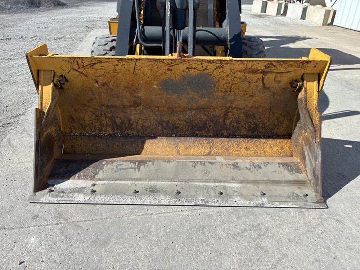 #5008-•-2013-jd-310k-#1t0310kxkde239768-image-14