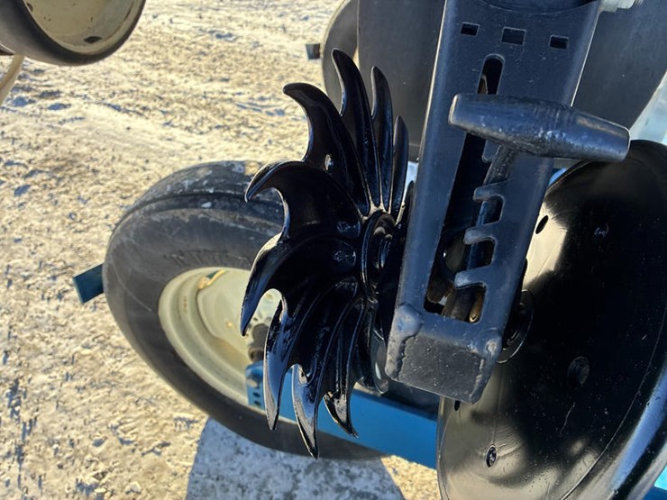 1999-kinze-2500-image-42