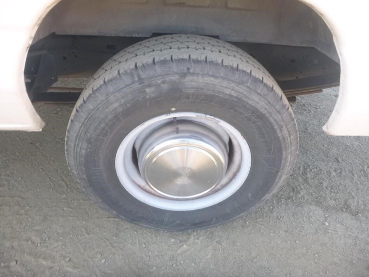 2006-ford-e250-image-15