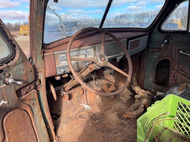 #4202-•-oldsmobile-coupe,-(no-title)-image-17