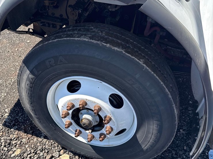 2017-freightliner-m2-s/a-altec-l42m-bucket-truck-image-39