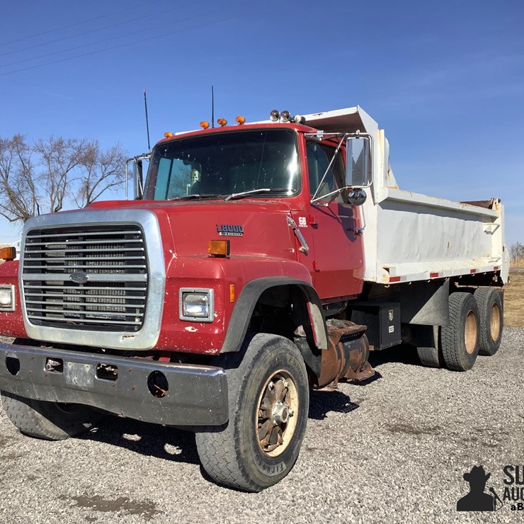 1989 FORD LT8000