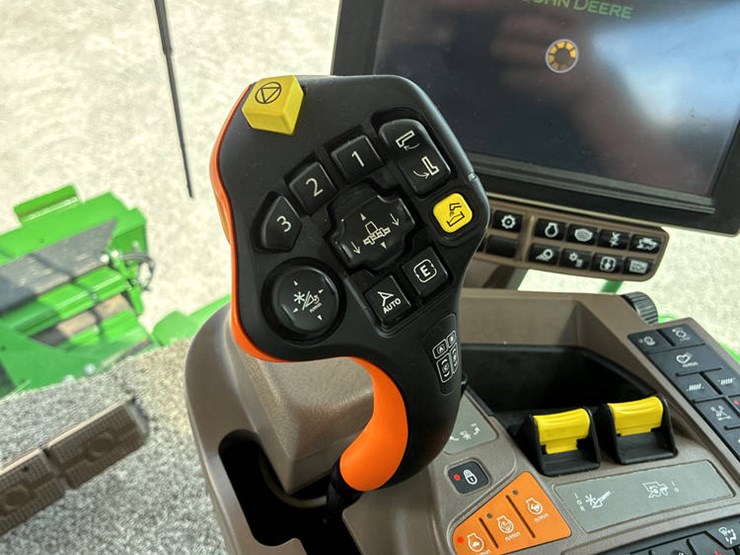 2022-john-deere-s780-image-118