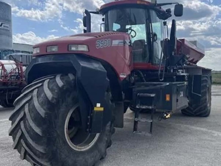 2015-case-titan-3530-image-1