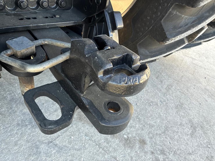 2024-case-ih-magnum-310-afs-connect-image-29